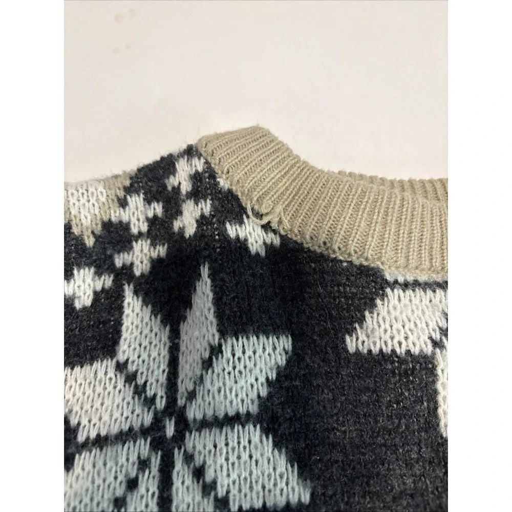 Vintage beautiful sweater